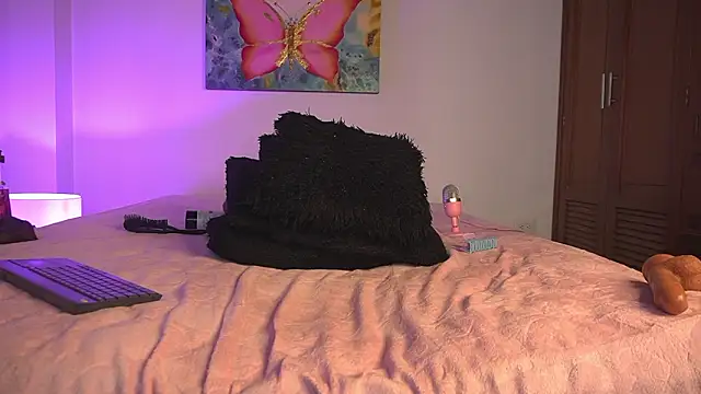 noah_0814's Live XXX Chat