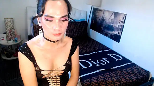 Show de NinaDOM4CUM na webcam