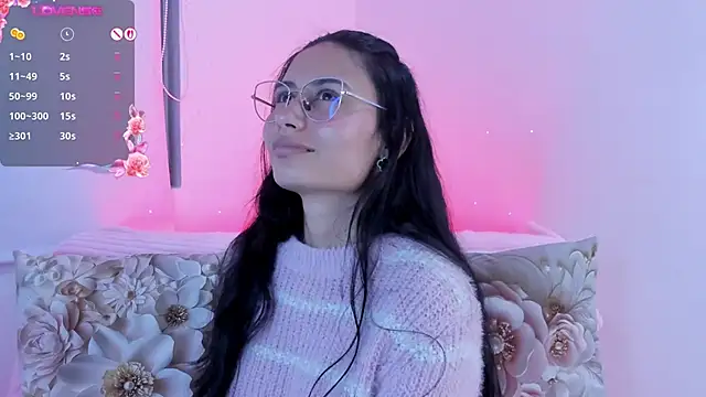 NayeCloud's Live XXX Chat