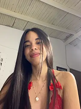 Chat +18 de Milleradhara24 ao vivo