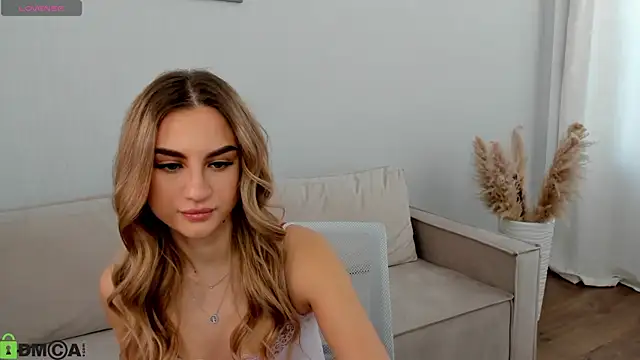 Chatroom XXX en direct de Silen_Tori