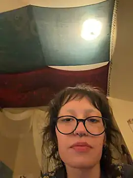 دردشة Anniething الجنسية المباشرة