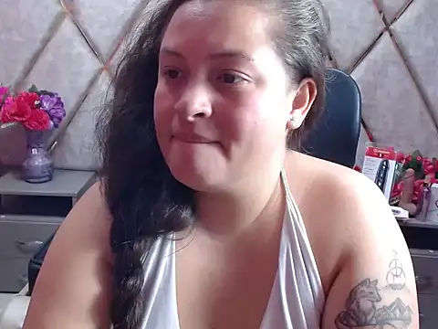 Sarah_Boobs_ Chat XXX in diretta