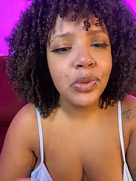 Show de 99_Lilith na webcam