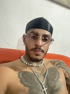 Chat +18 de liyamjunior ao vivo