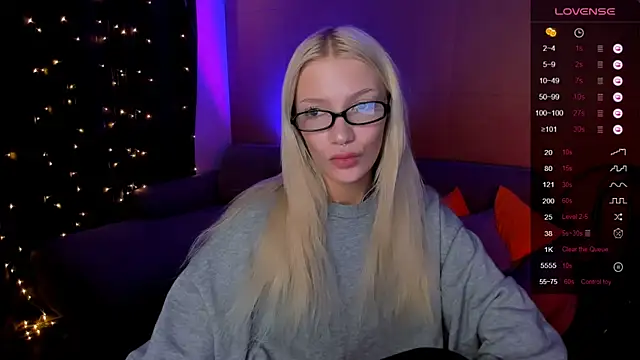 AnyaTaylor_ Chat XXX live
