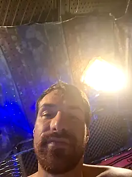 YourAddicted2: вебкам-шоу