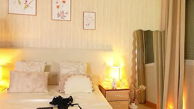 ZamphyraNightt 라이브 XXX 채팅