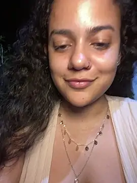 demonaughtyyy Pertunjukan Webcam