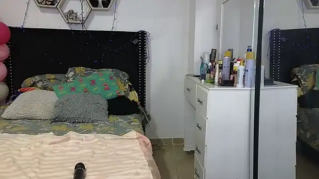 Živý XXX chat charlotte_077