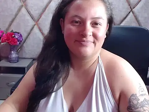 Chatroom XXX en direct de Sarah_Boobs_