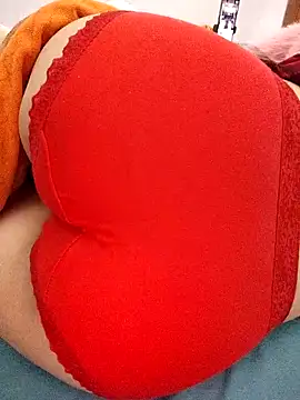 Haralushiaaa 网络视讯表演