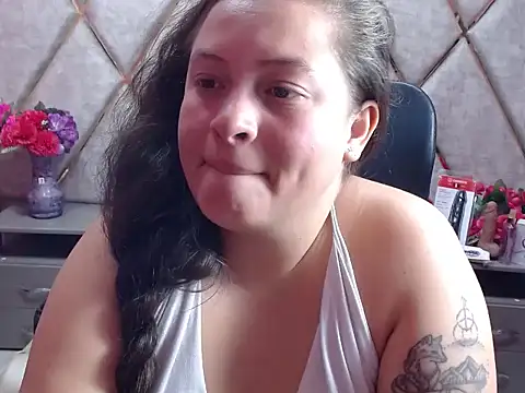 Онлайн чат XXX Sarah_Boobs_