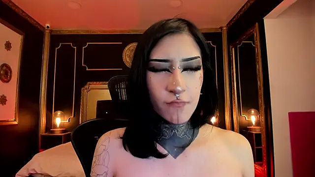 Kat_VonDeのライブXXXチャット