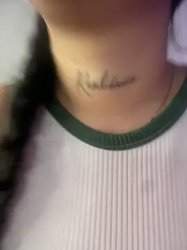 Miia__Taylor Adlı Modelin Canlı XXX Sohbeti