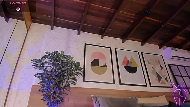 دردشة MiaKay1 الجنسية المباشرة