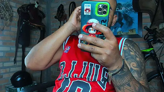 dominic_jonson – Kamerová šou