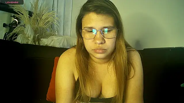 meichang452 élő XXX-chatje