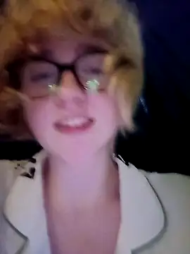 XXX chat uživo modela mcjbgfhgjhiiilllufjyf