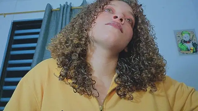 XXX chat uživo modela Ada_gales_