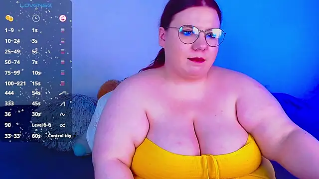 Ariakashi élő XXX-chatje