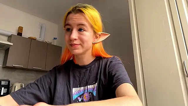 EmilyHein 라이브 XXX 채팅