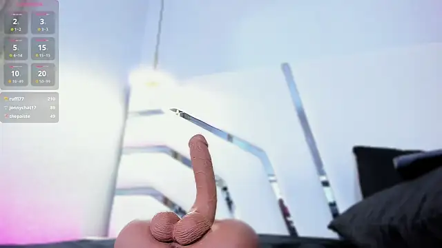 ninna_vinns 在  線直播表演