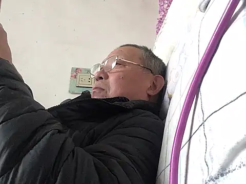 yaocaobi8 Show Webcam