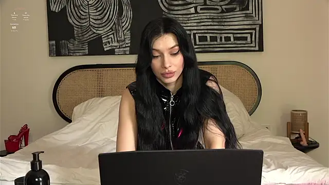 Olivia_Faye লাইভ XXX চ্যাট