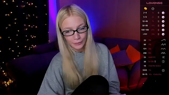 AnyaTaylor_ Chat XXX live