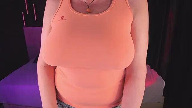 Chat +18 de LindaPassionate ao vivo