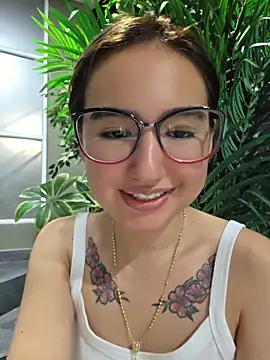 Pinkie_Princes' Live XXX Chat