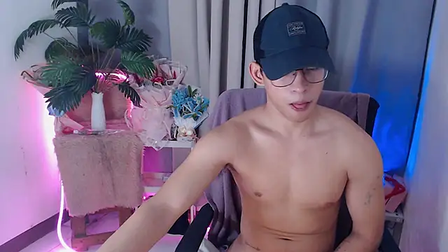 pinkcock_froi2305: διαδικτυακό σόου στην κάμερα