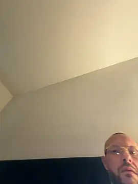 Živý XXX chat Guitccch