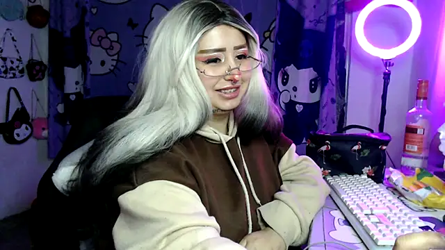 lussyevans24 Chat XXX live