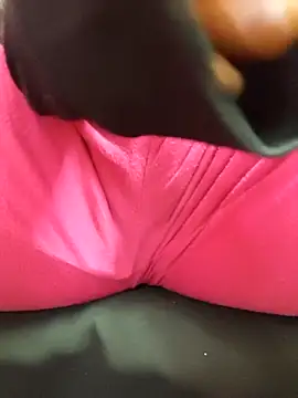 Ananya_34 Adlı Modelin Canlı XXX Sohbeti