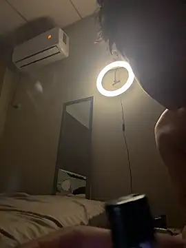 Pornoforpyros: απευθείας συνομιλία ΧΧΧ