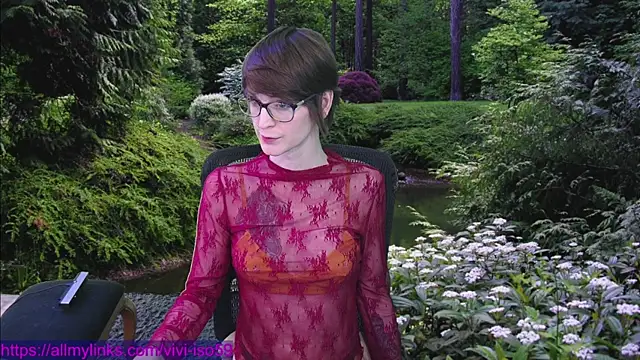 vivi-iso59 Adlı Modelin Canlı XXX Sohbeti