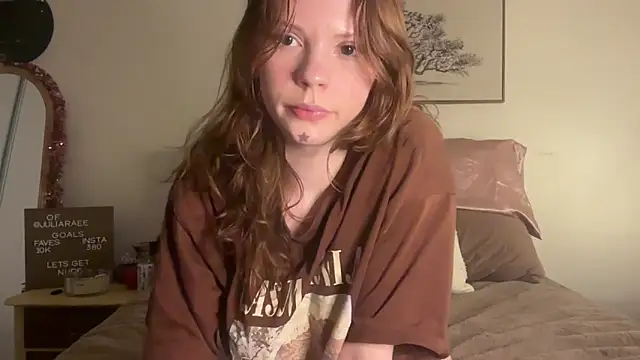 Онлайн чат XXX juliaraee