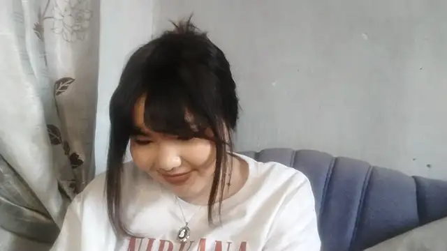 Chat +18 de MollyAsian ao vivo