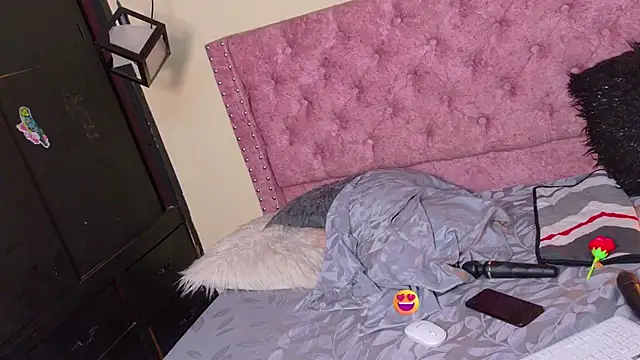 CIccioline_pussyGolden Chat XXX live