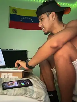 usrrnamemejs Webcam Show