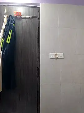 Dirtyman1232 Adlı Modelin Canlı XXX Sohbeti