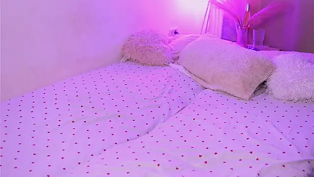 ameliaminkx Adlı Modelin Canlı XXX Sohbeti