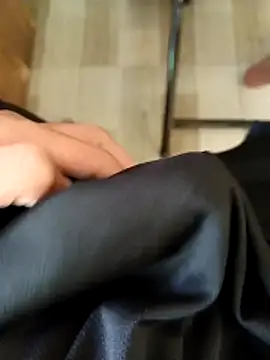 WrinkledTriops' Live XXX Chat