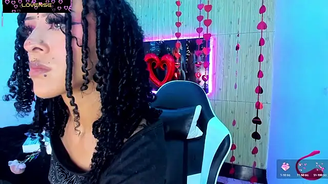 dolly_boob 现场XXX聊天