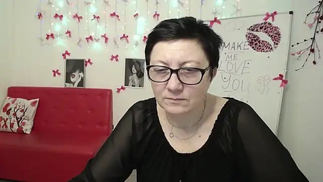 EmilyL0ve: απευθείας συνομιλία ΧΧΧ