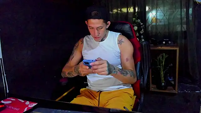 Chat +18 de yeckodream ao vivo