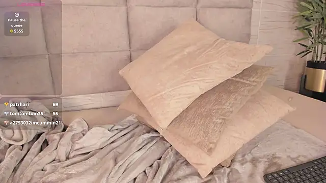 estefanyy_'s Live XXX Chat