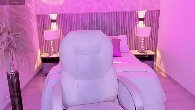 ANGIE-SMITH 现场XXX聊天